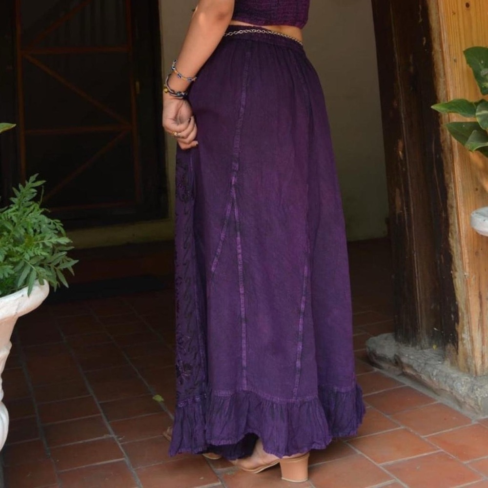 Purple VintageVibe Maxi Skirt Floral Patchwork and Embroidery - Picture 9 of 9